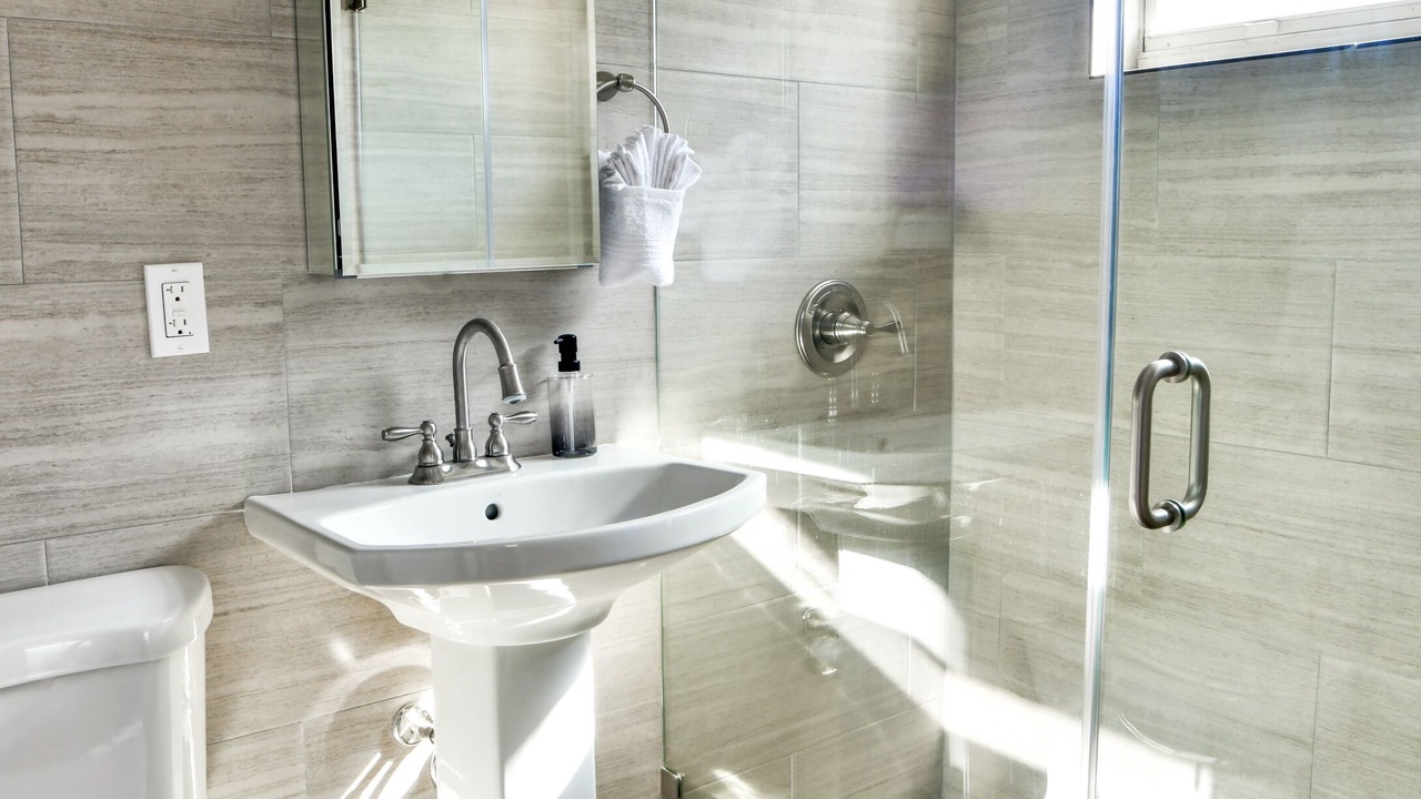 Photo of Bathroom in The Roads