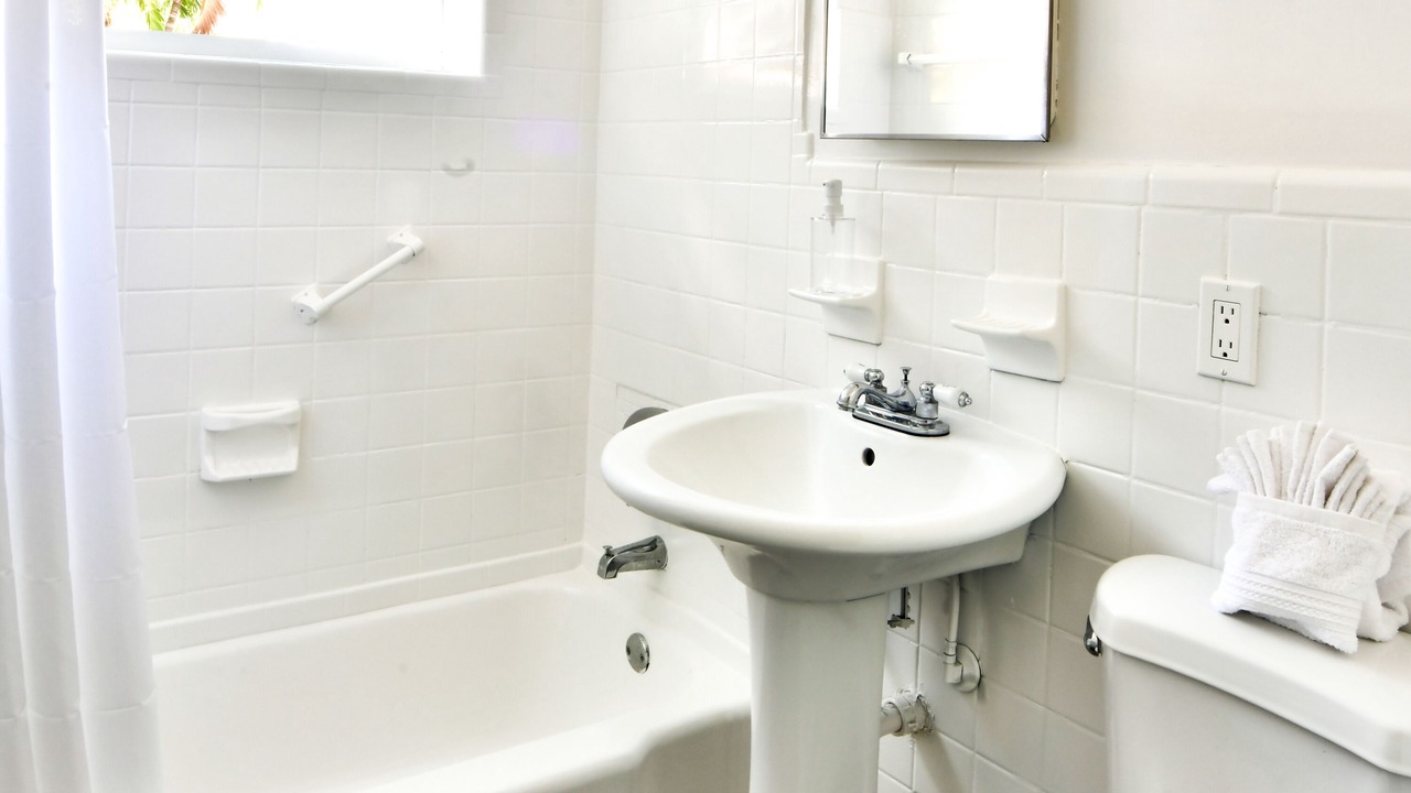 Photo of Bathroom in The Roads
