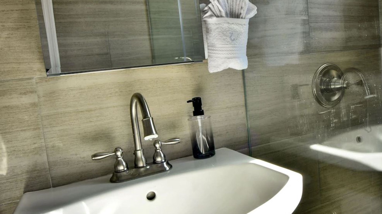 Photo of Bathroom in The Roads