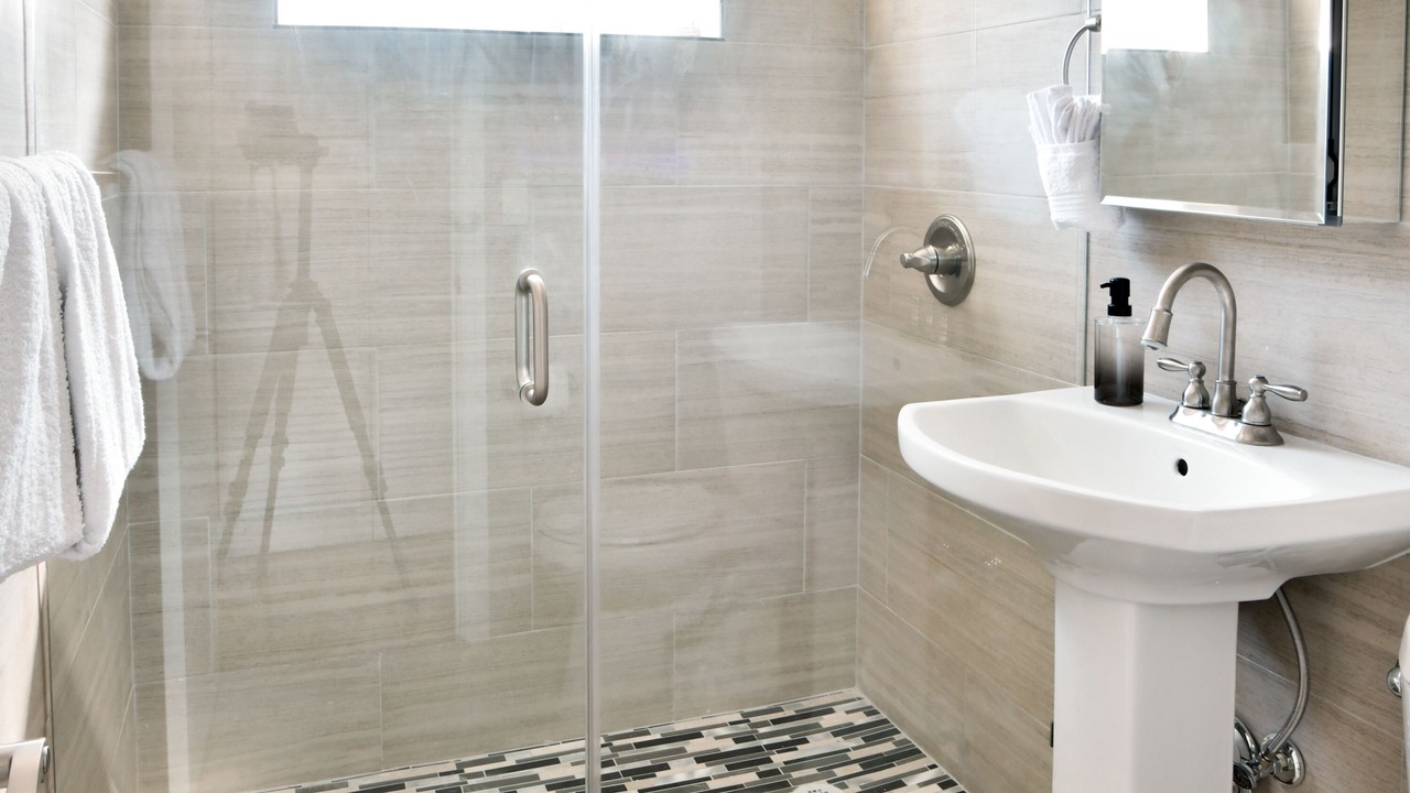 Photo of Bathroom in The Roads