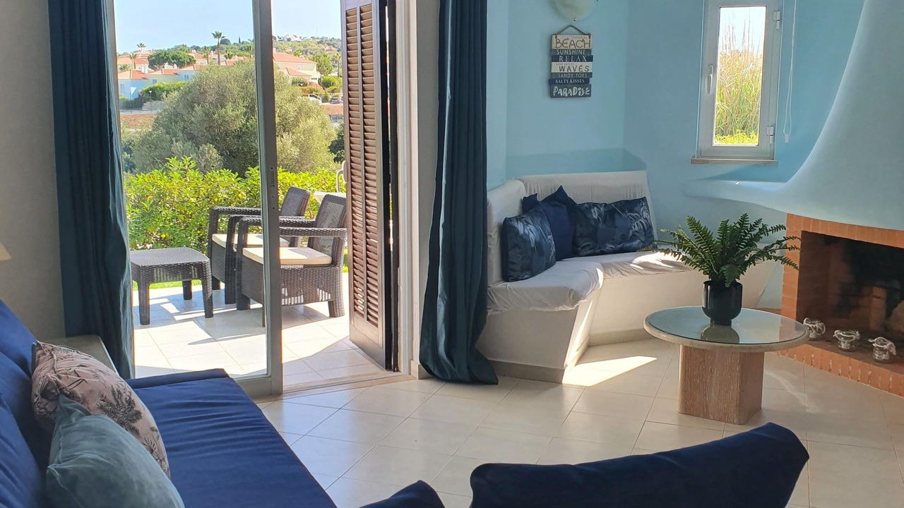 Photo of Livingroom in Alpouvar