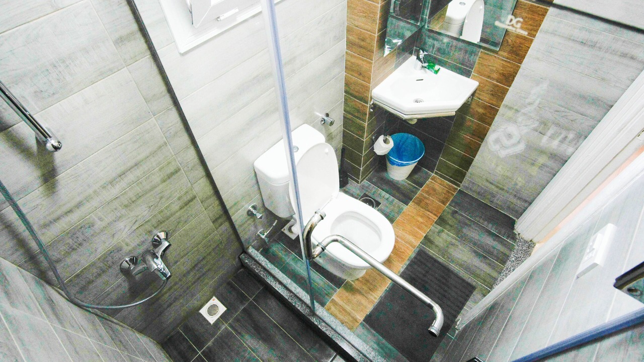 Photo of Bathroom in Alexandria