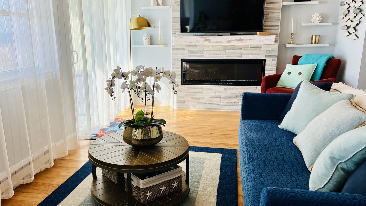 Photo of Livingroom in North Truro