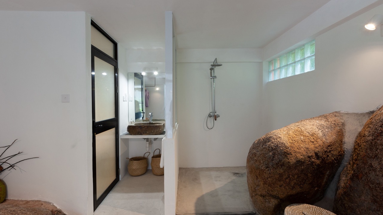 Photo of Bathroom in Praslin Island