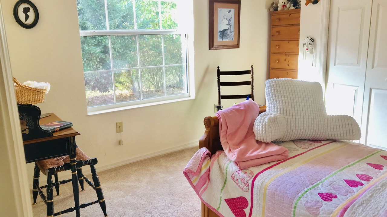 Photo of Bedroom in Dunnellon