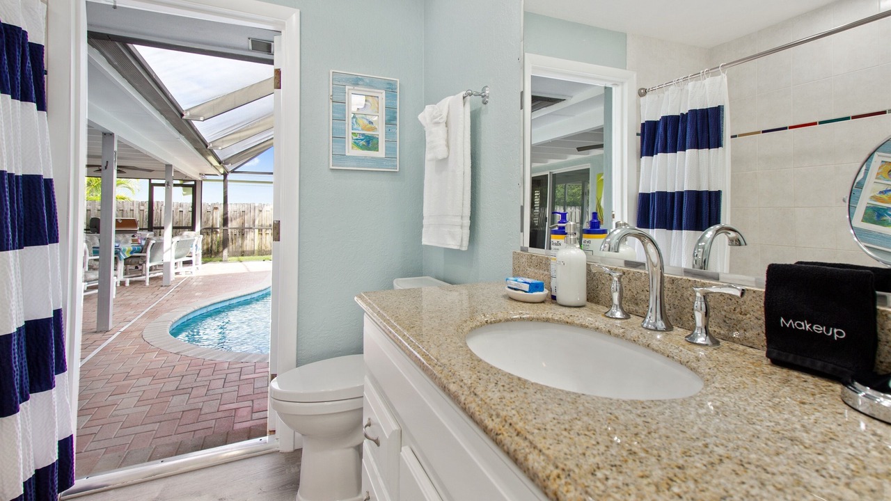 Photo of Bathroom in Forest Isles
