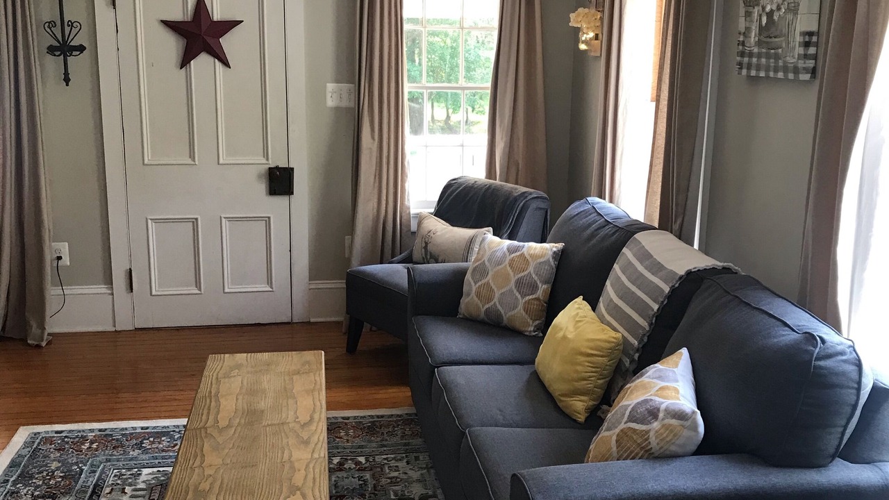 Photo of Bedroom in Aldie