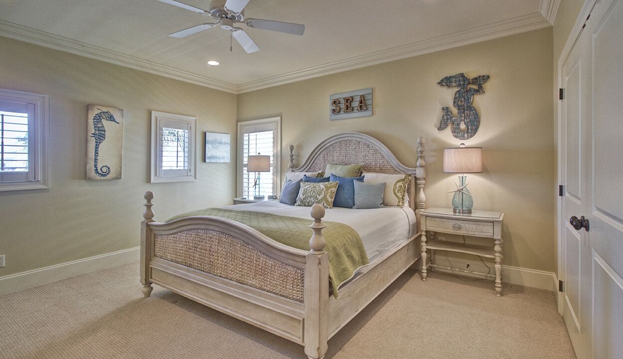 Photo of Bedroom in Frangista Beach