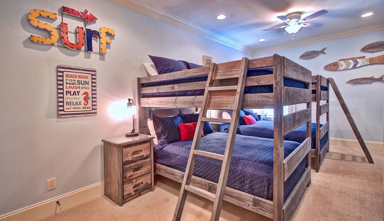 Photo of Bedroom in Frangista Beach