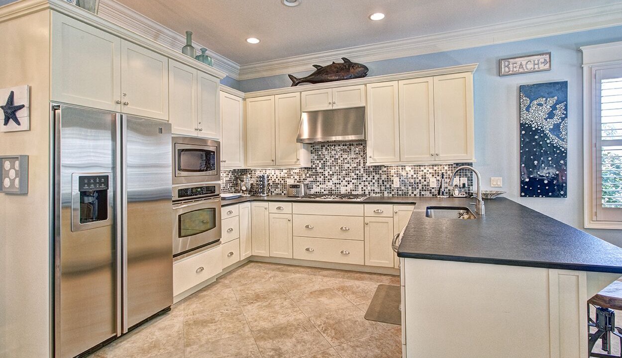 Photo of Kitchen in Frangista Beach