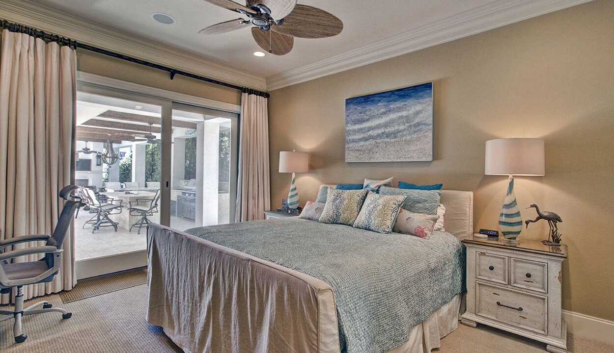 Photo of Bedroom in Frangista Beach
