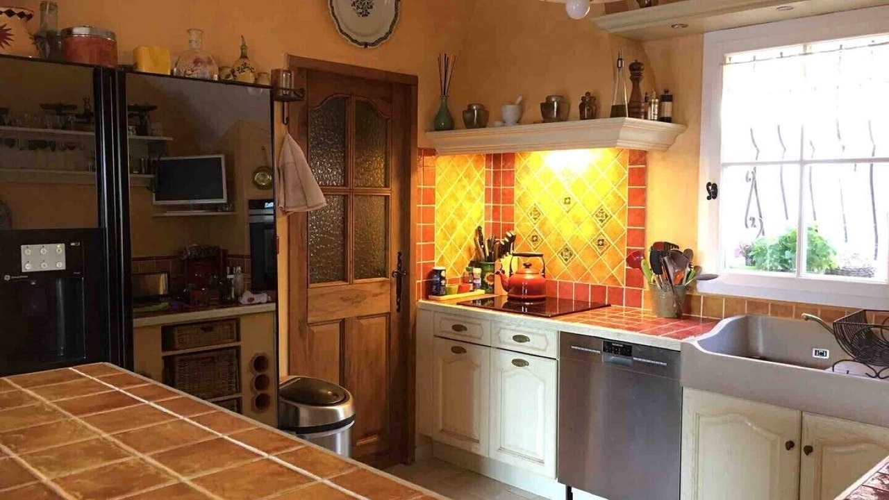 Photo of Kitchen in La Cadiere-d'Azur