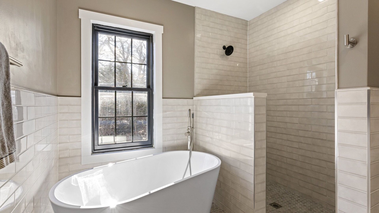 Photo of Bathroom in Shinnecock Hills