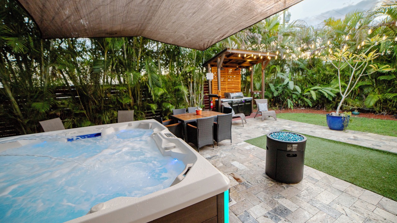 Photo of Patio Balcony in Coral Terrace