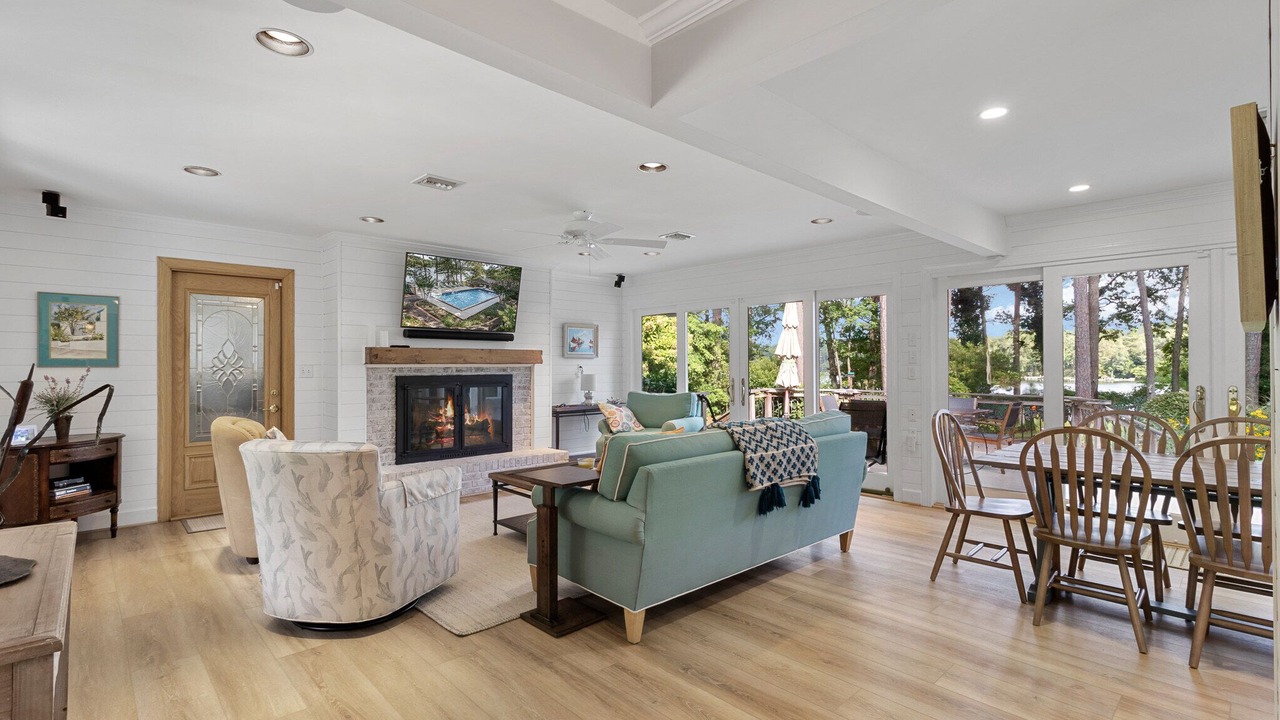 Photo of Livingroom in Lancaster