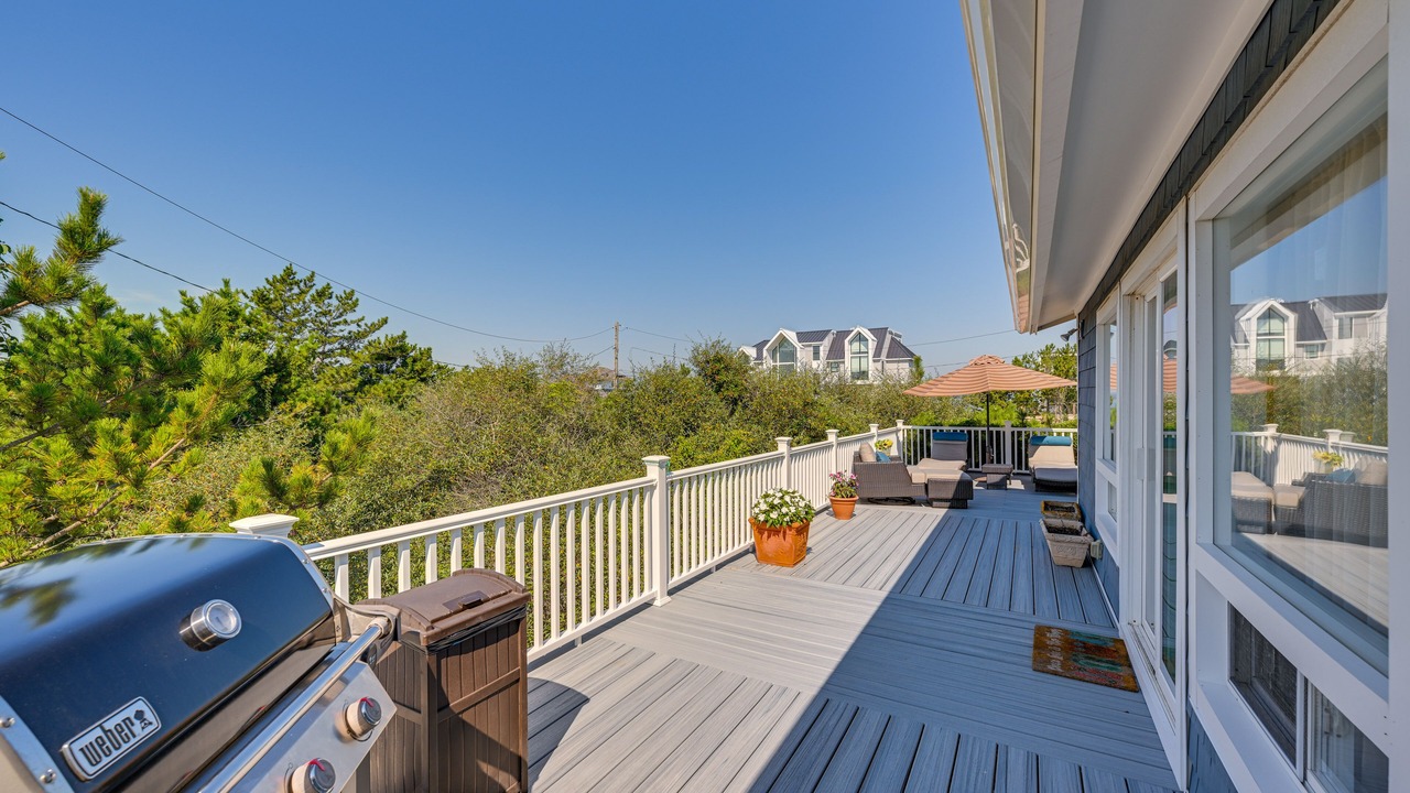 Photo of Patio Balcony in West Hampton Dunes