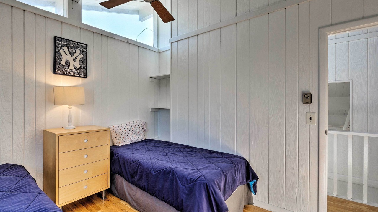 Photo of Bedroom in West Hampton Dunes