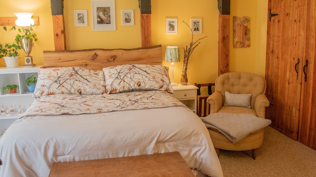 Photo of Bedroom in Tully