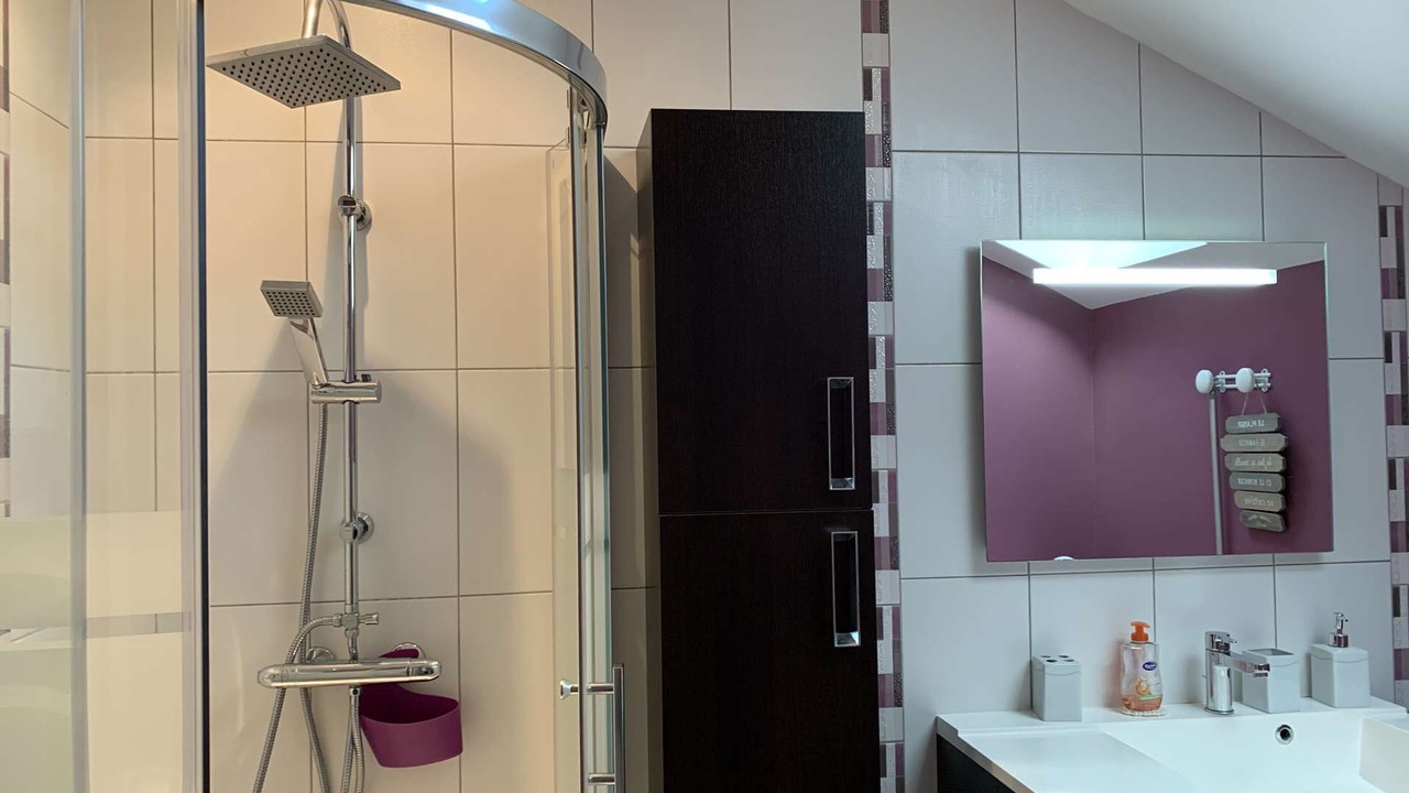 Photo of Bathroom in Tregastel