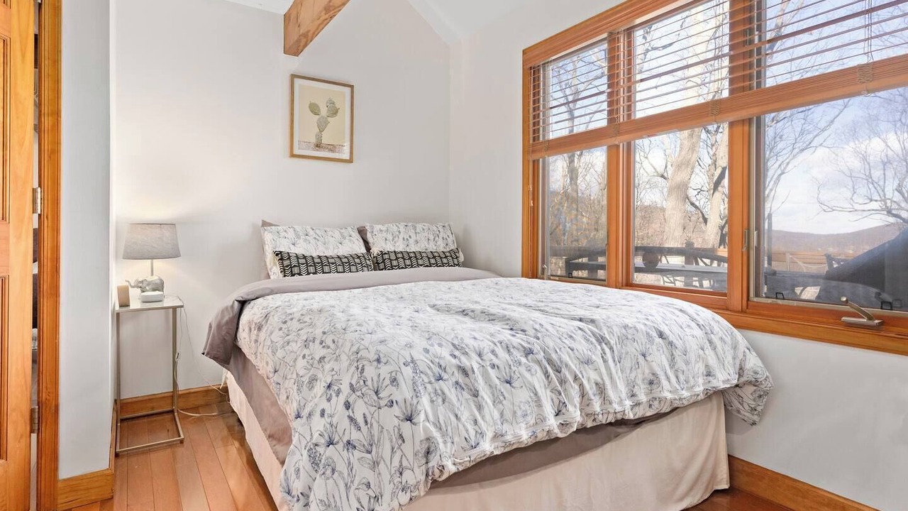 Photo of Bedroom in Pedlars Edge