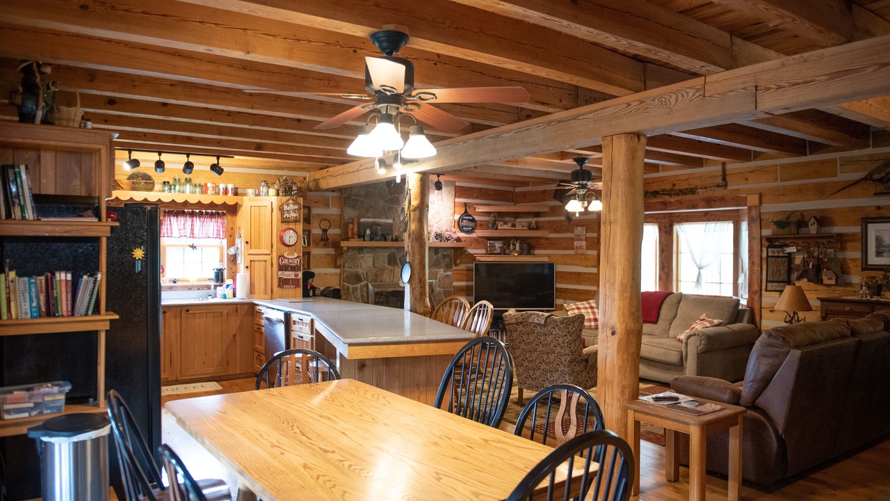 Photo of Bedroom in Luray