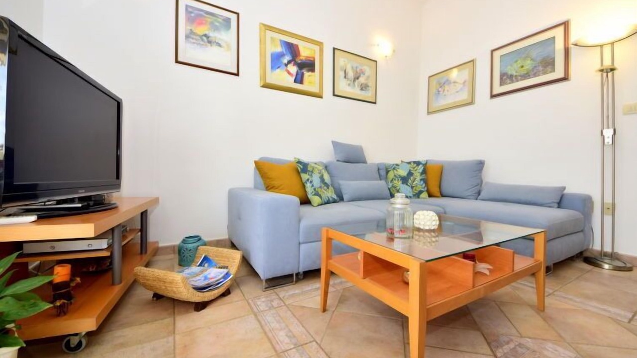 Photo of Livingroom in Businci