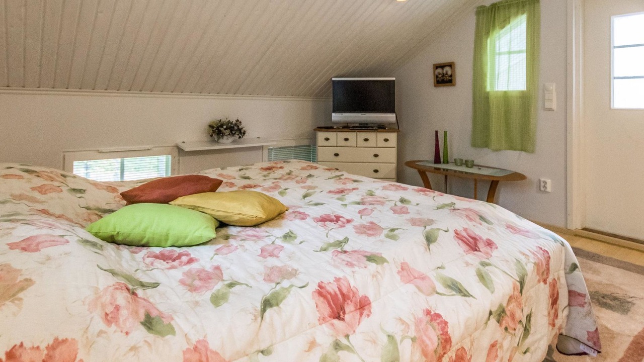 Photo of Bedroom in Tiilikkajarvi National Park