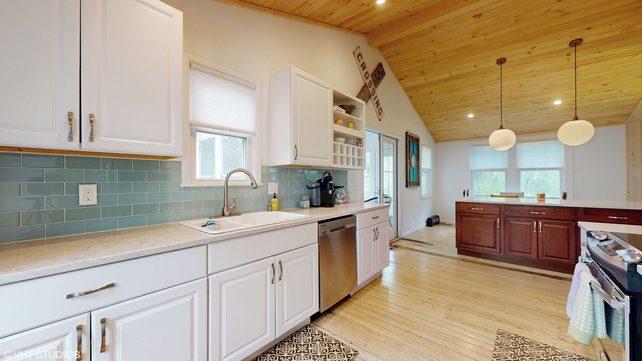 Photo of Kitchen in Lakeside