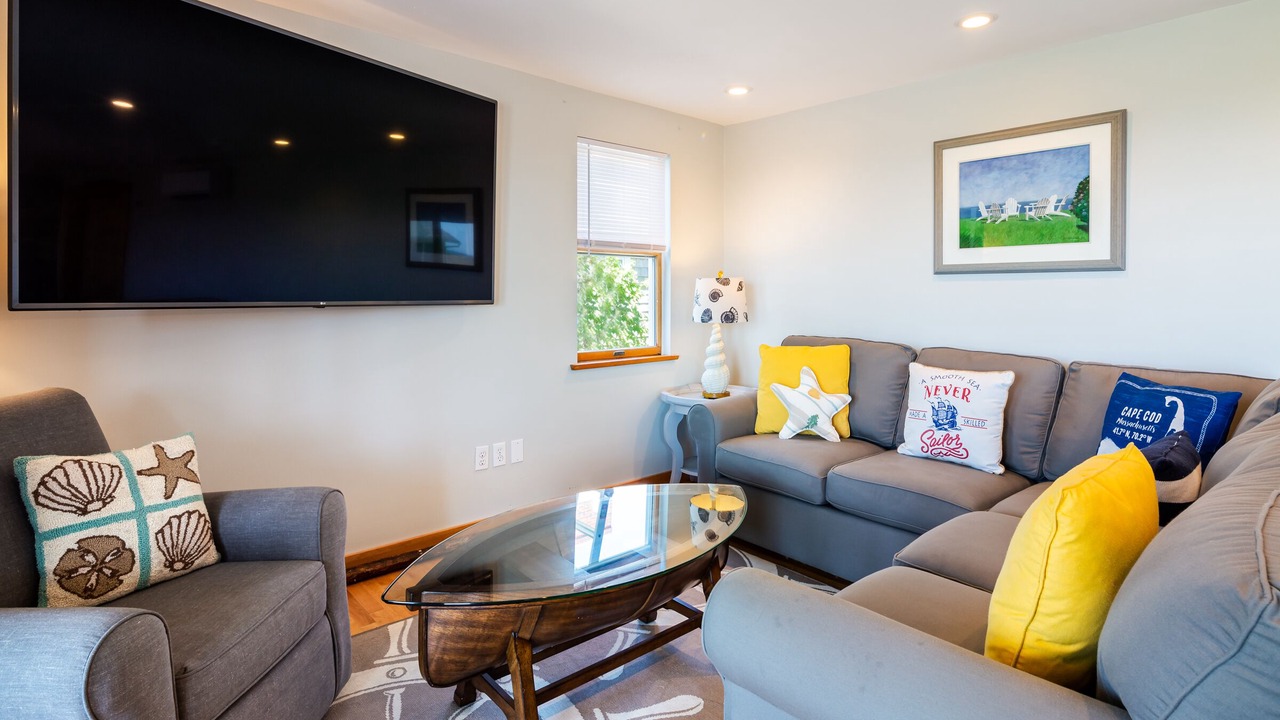 Photo of Livingroom in North Truro