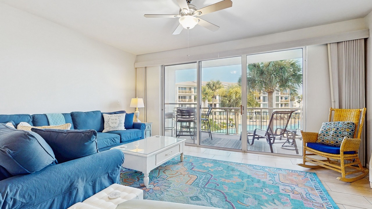 Photo of Livingroom in Rosemary Beach