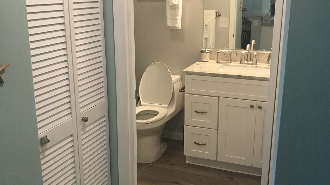 Photo of Bathroom in Cocoa Beach