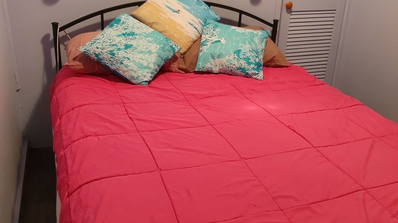 Photo of Bedroom in Opossum Bay