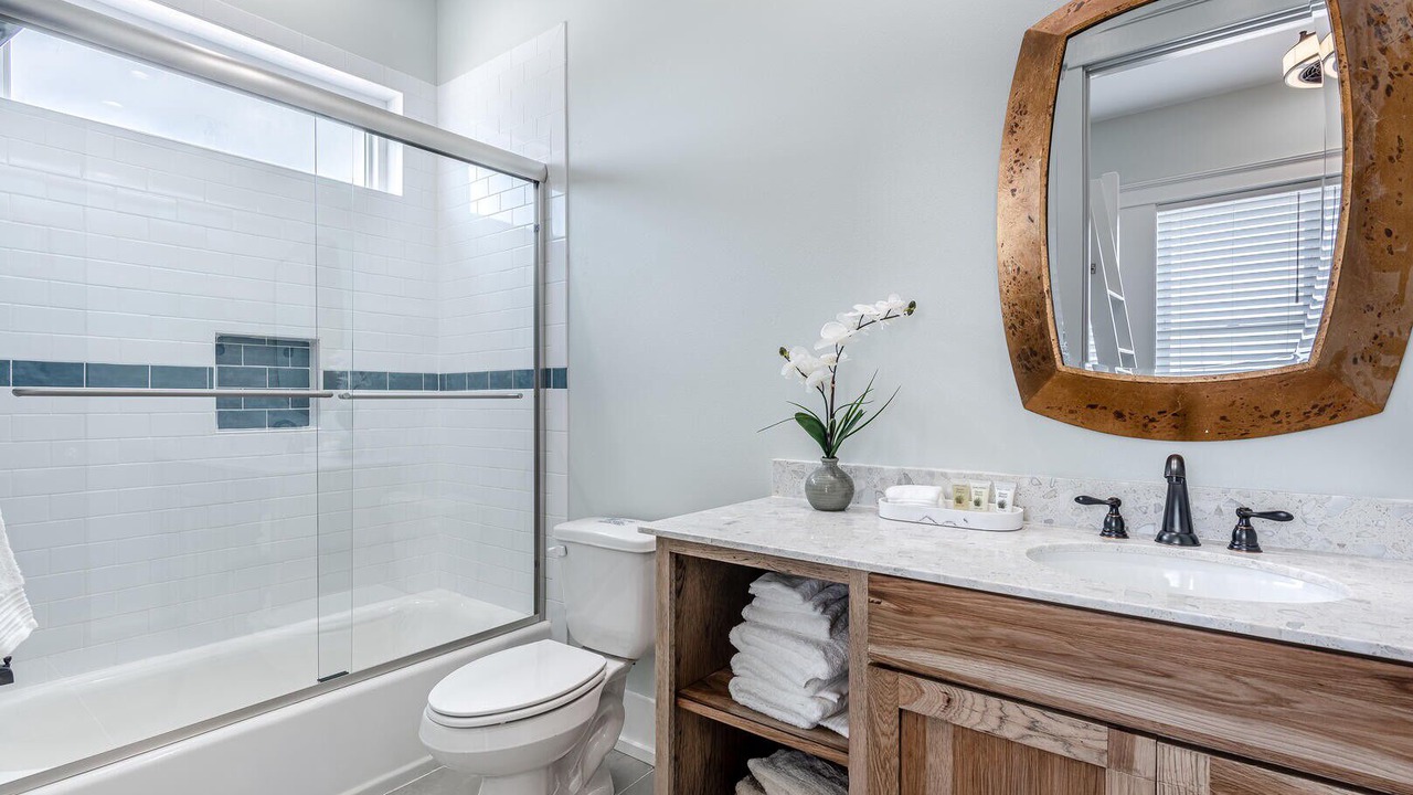 Photo of Bedroom in Laguna Beach Estates