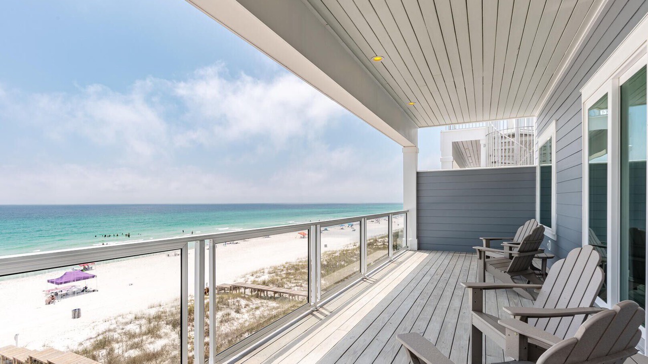 Photo of Patio Balcony in Laguna Beach Estates