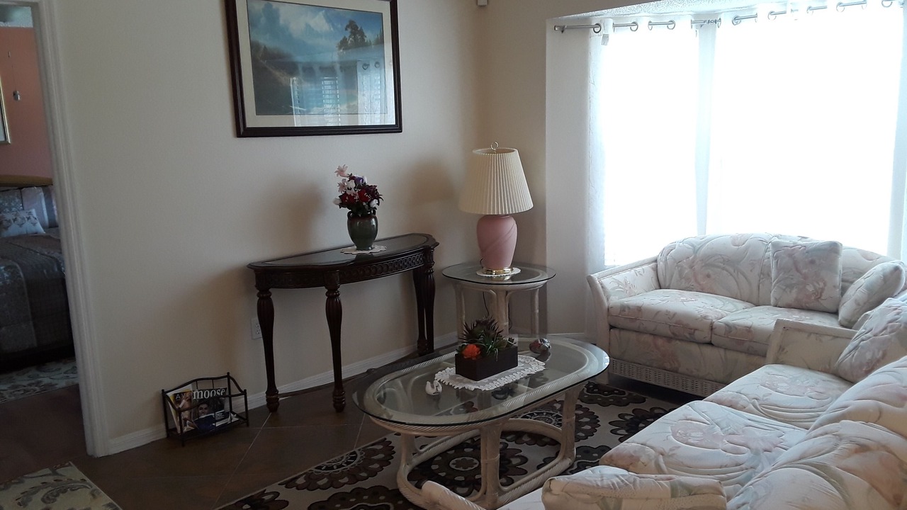 Photo of Livingroom in Spring Hill