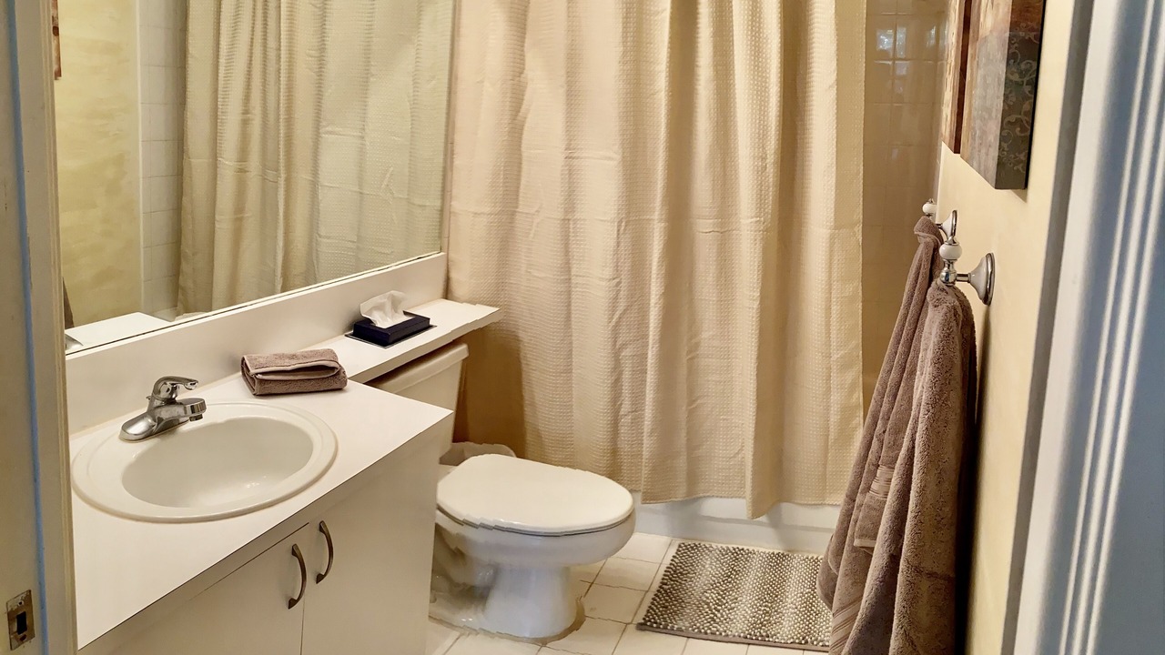 Photo of Bathroom in Aventura