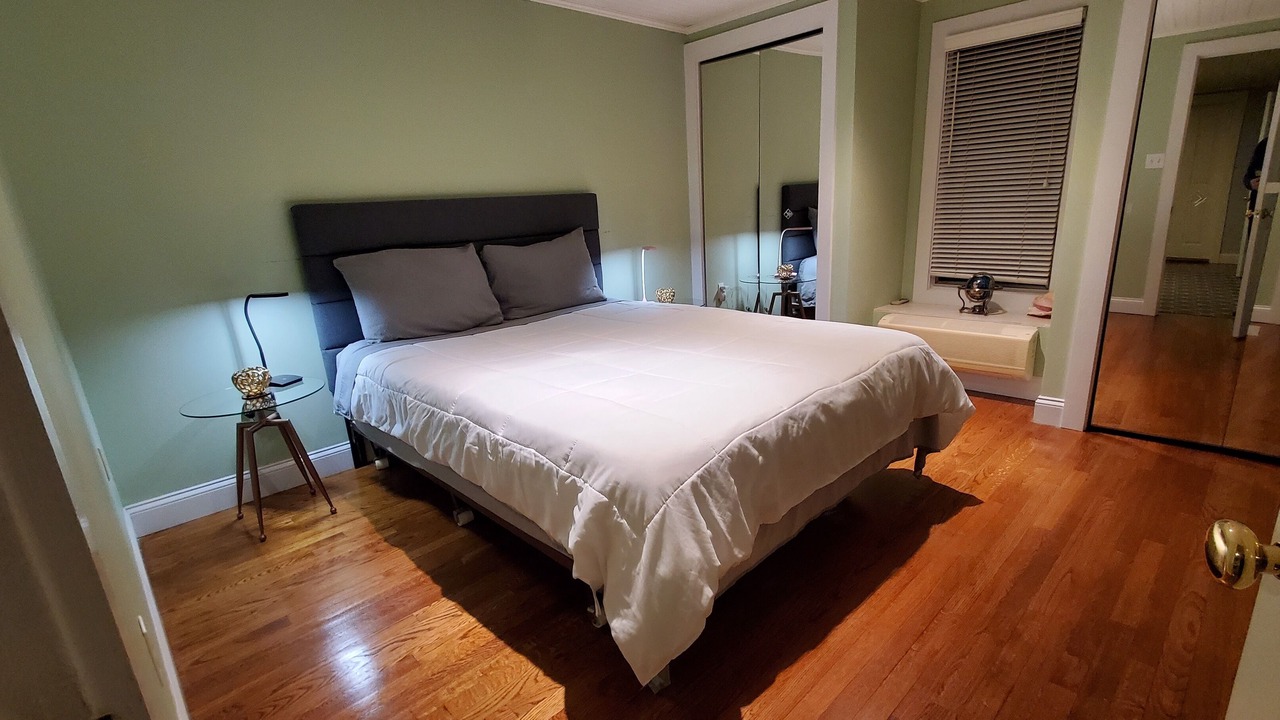 Photo of Bedroom in Summersea