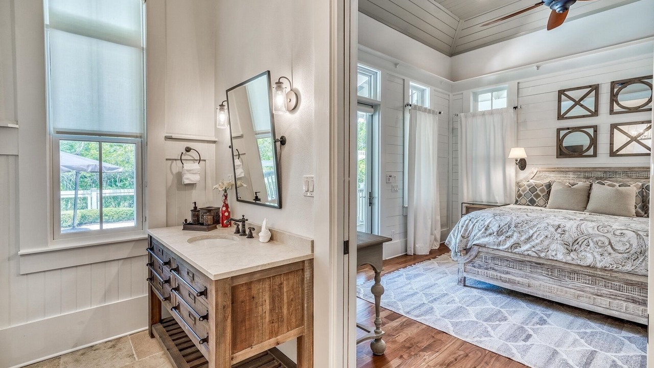 Photo of Bedroom in Forest District