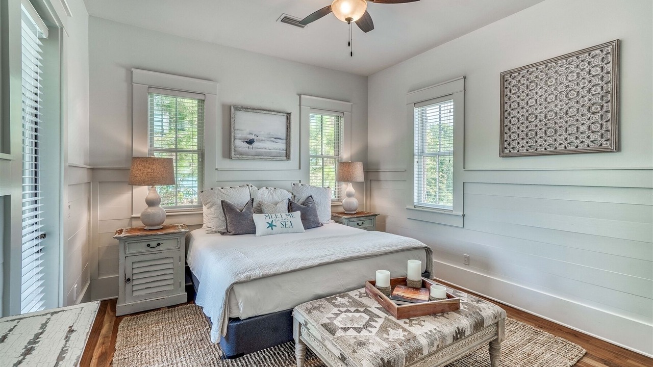 Photo of Bedroom in Forest District