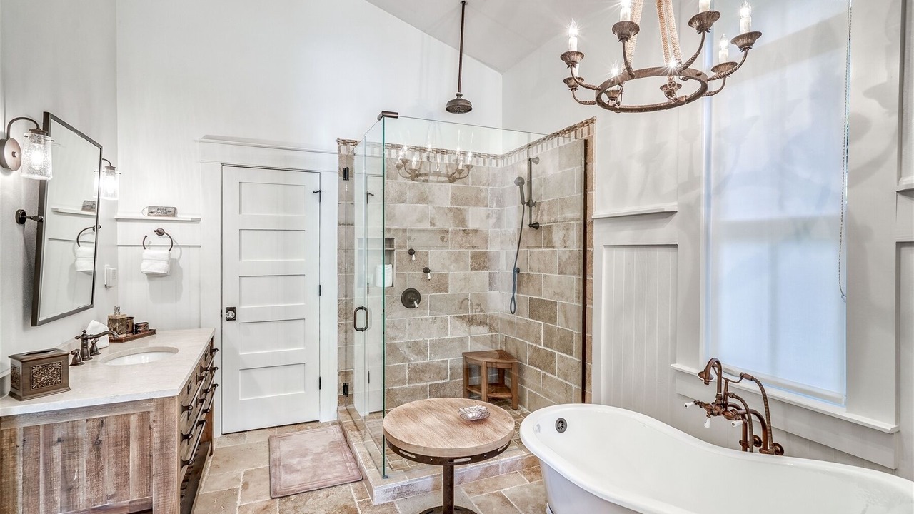 Photo of Bathroom in Forest District