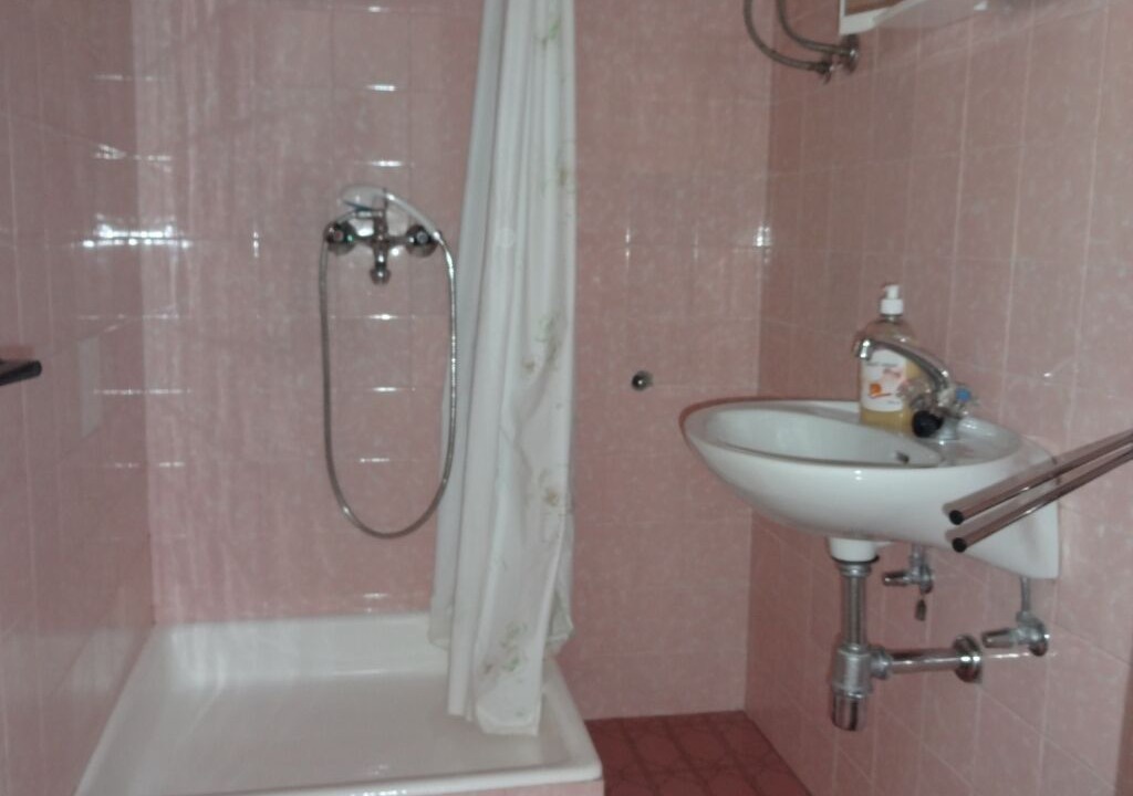 Photo of Bathroom in Duce