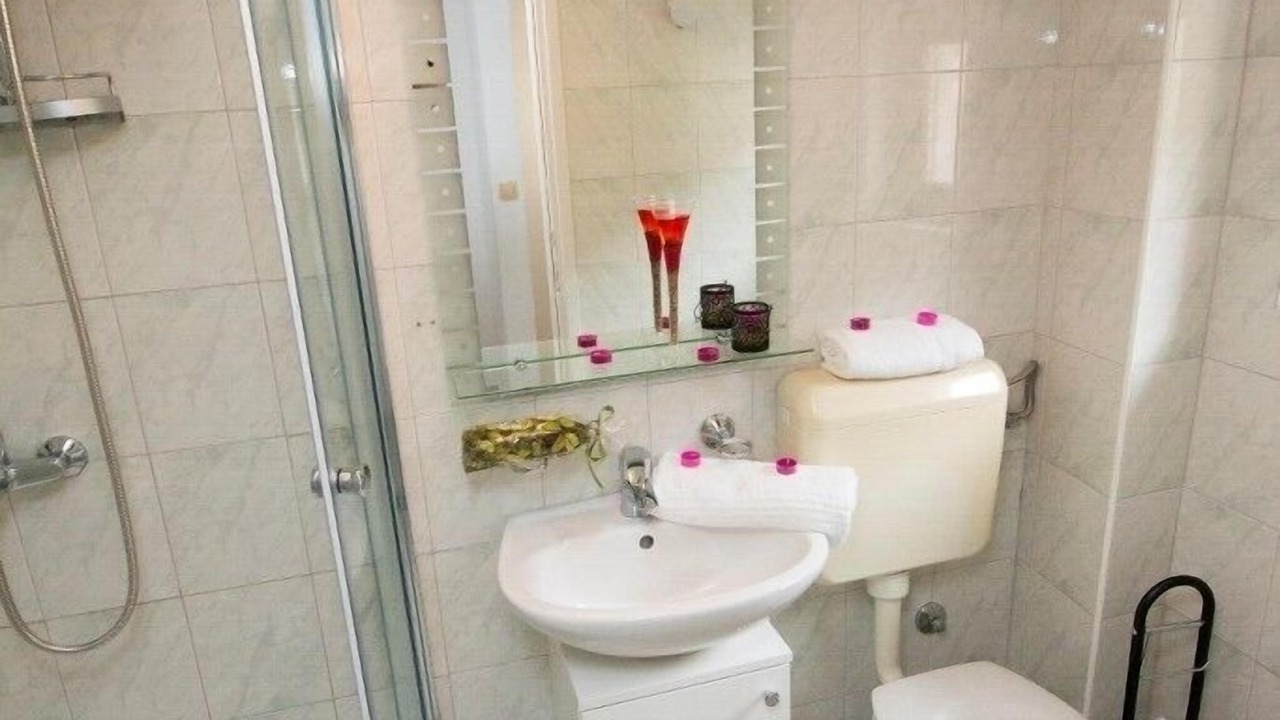 Photo of Bathroom in Pisak