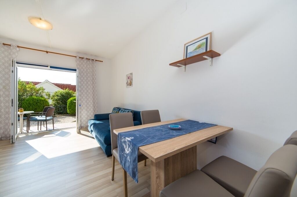 Photo of Livingroom in Brist