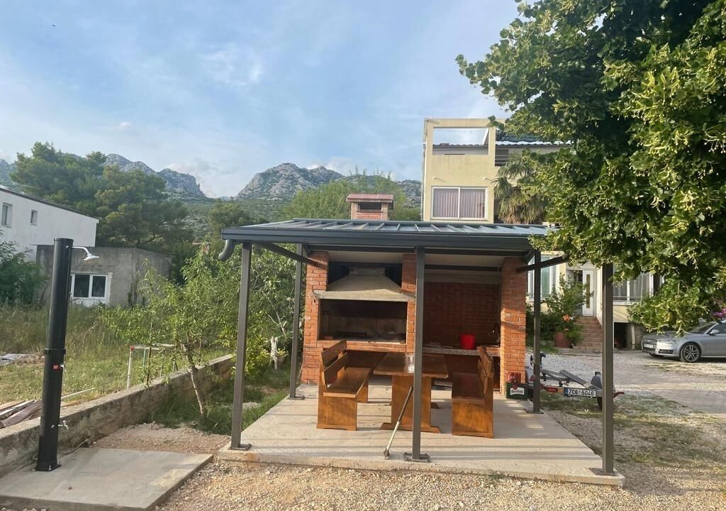 Photo of Outdoor in Seline