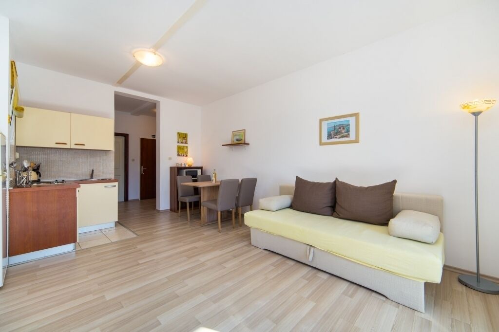 Photo of Livingroom in Brist
