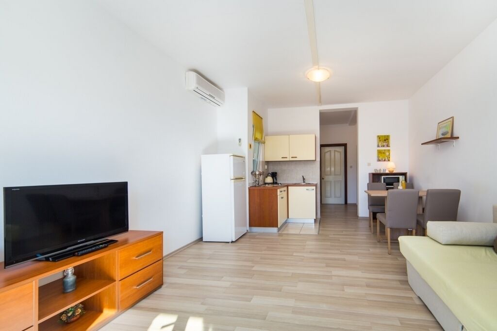 Photo of Livingroom in Brist