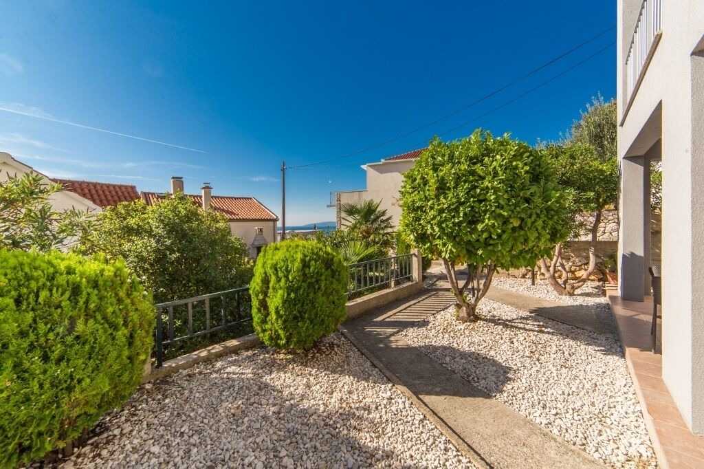 Photo of Outdoor in Brist