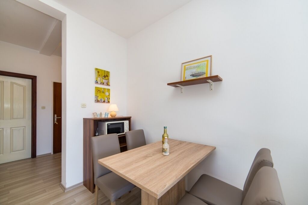 Photo of Livingroom in Brist