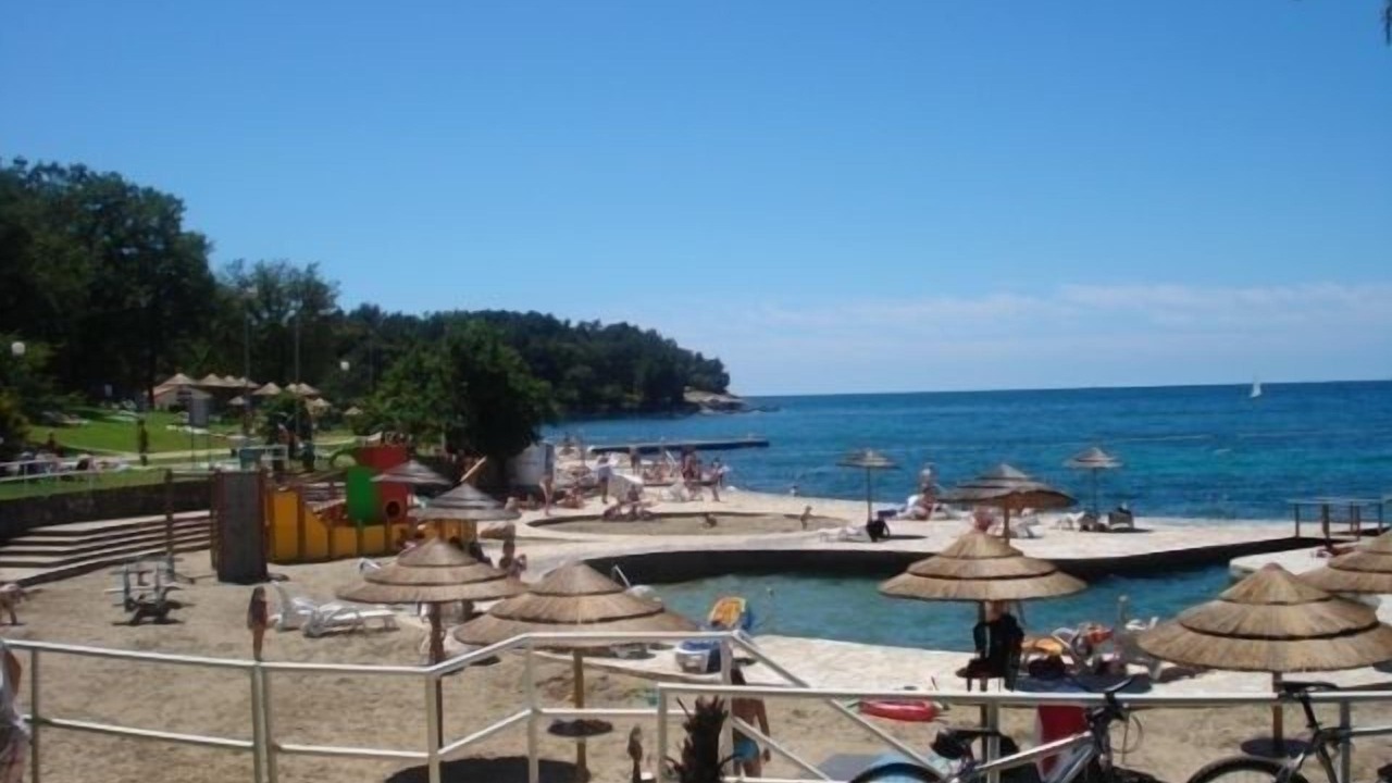 Photo of Others in Brulo