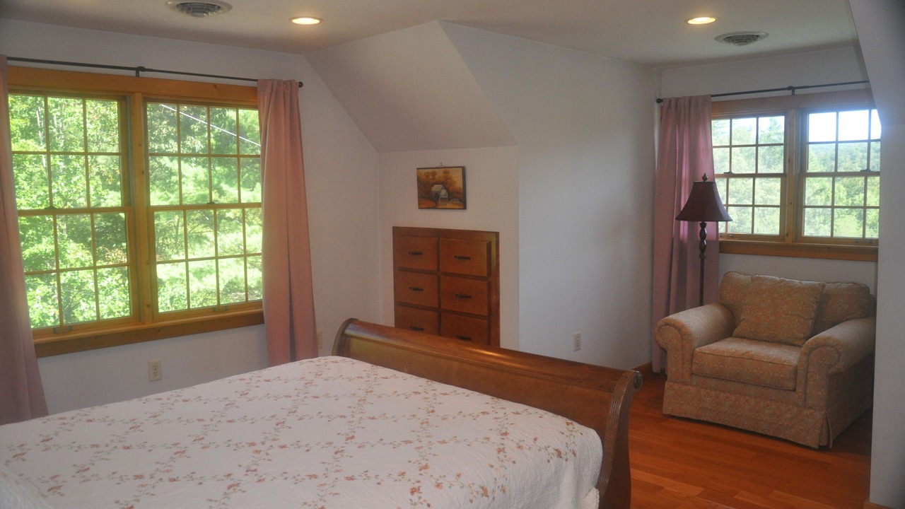 Photo of Bedroom in Dugspur
